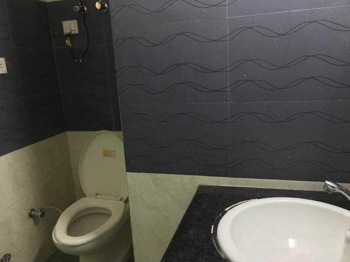 ג'אמו Hotel Jai Mata Di מראה חיצוני תמונה