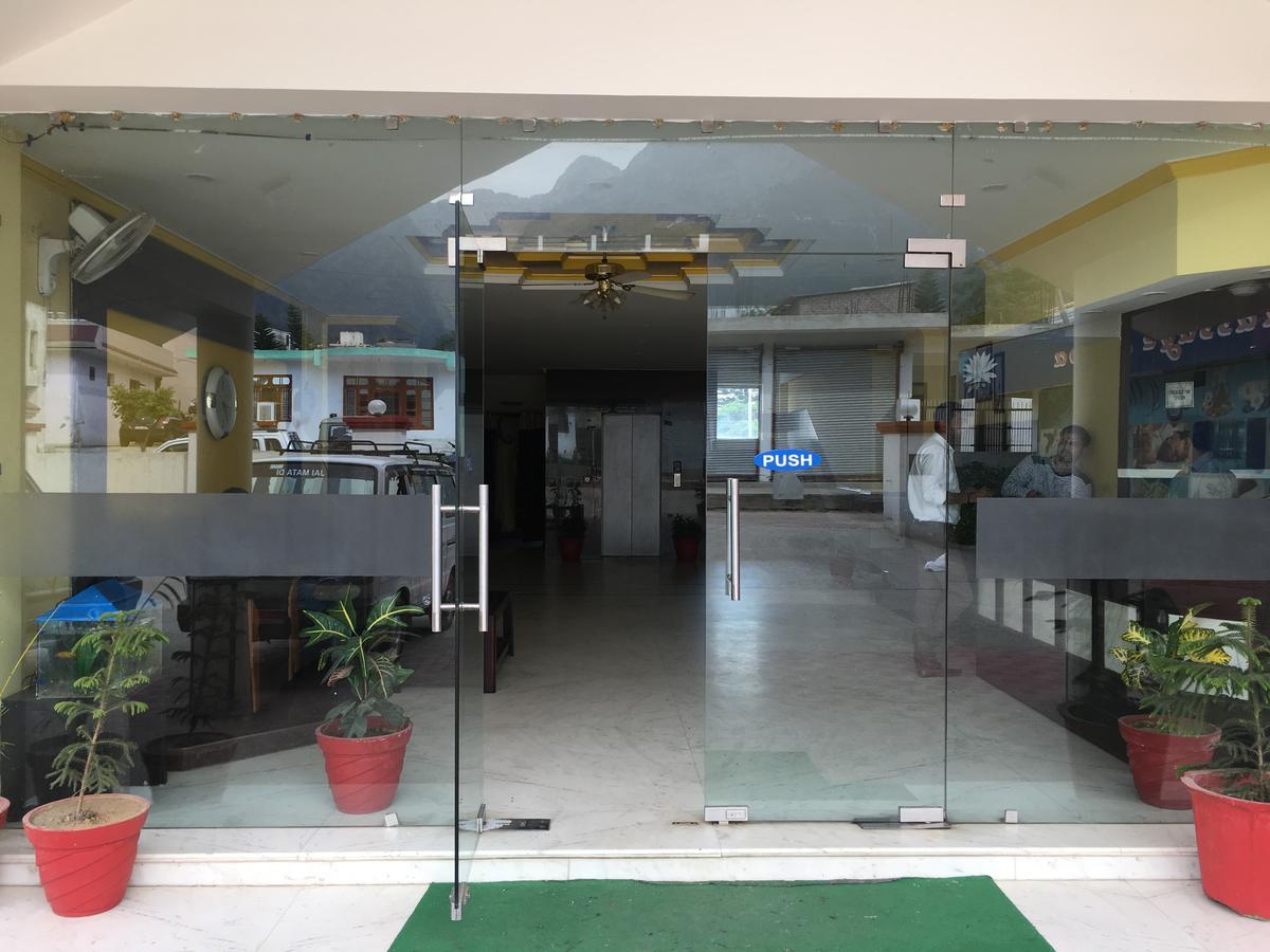 ג'אמו Hotel Jai Mata Di מראה חיצוני תמונה